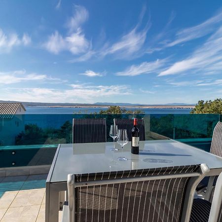 Amazing apartment in Dramalj with 2 Bedrooms&WiFi Buitenkant foto