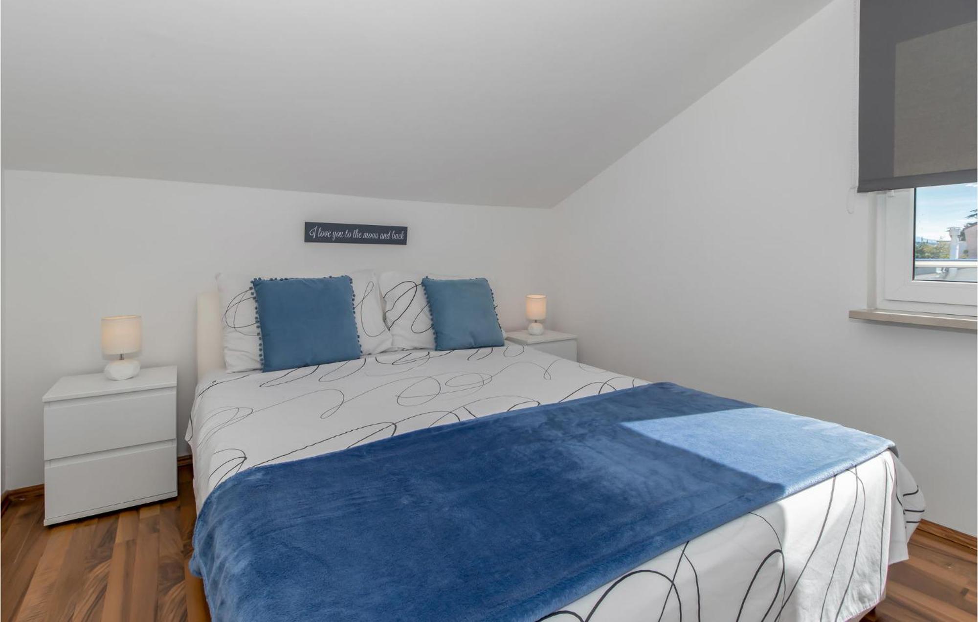 Amazing apartment in Dramalj with 2 Bedrooms&WiFi Buitenkant foto